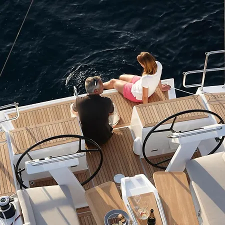Sailboat Hanse 455 * Позитано